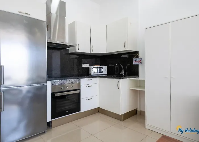 Lenas Modern Apartmán *