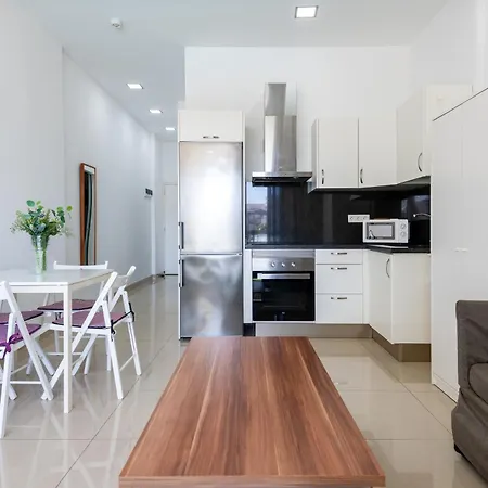 Appartement Lenas Modern *